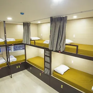 Hostel Saigon Marvel